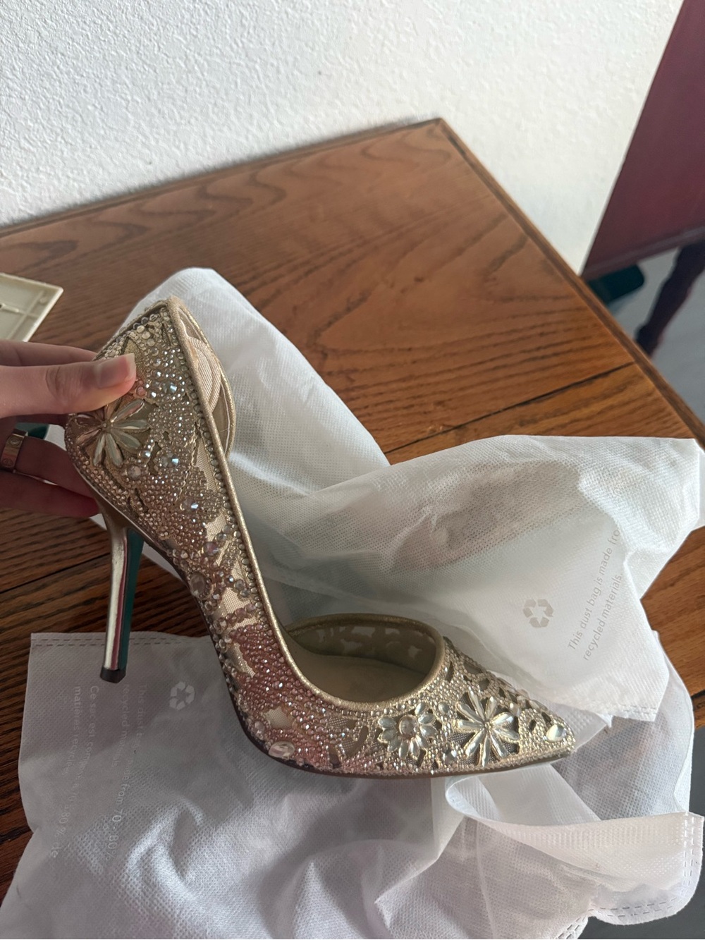 Betsey Johnson Gold Floral Embellished Pointed Toe Pump